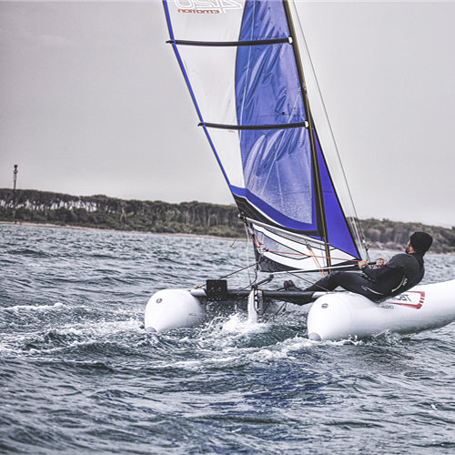 inflatable sailboat Minicat 420